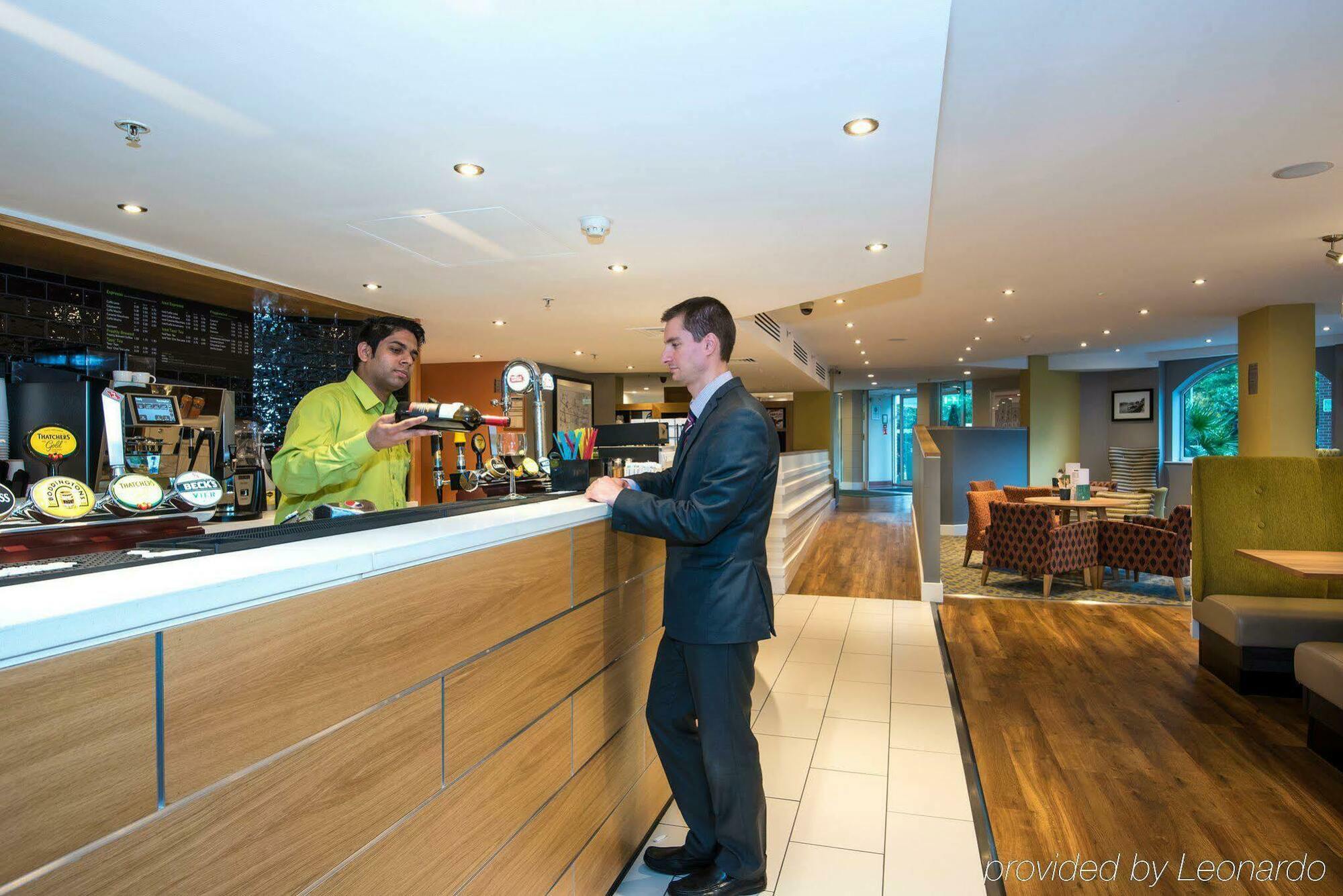 Holiday Inn Slough Windsor By Ihg Exterior foto